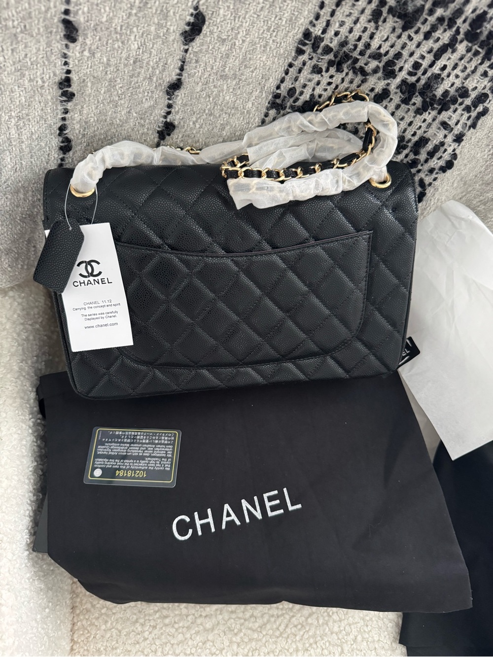 Chanel Classic Flap Bag with Caviar Leather - Picture 12 of 16